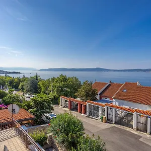 Lisinski Apartament